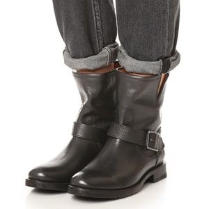 NEW Frye Natalie Short Engineer Lug Size 6.5